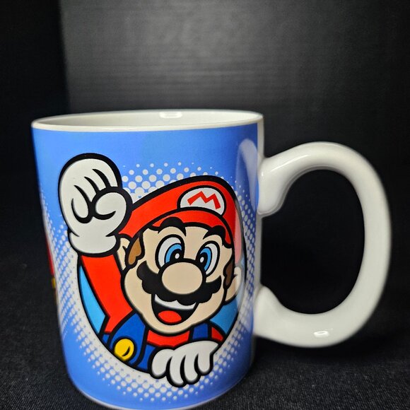 Super Mario Mug Featuring Mario Peach and Luigi Frankford Candy LLC. 2022 - Picture 3 of 7